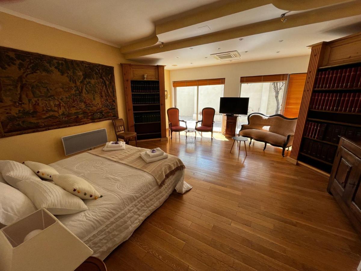 Appartement Au Coeur Des Lices *** Centre Historique Avignon Extérieur photo